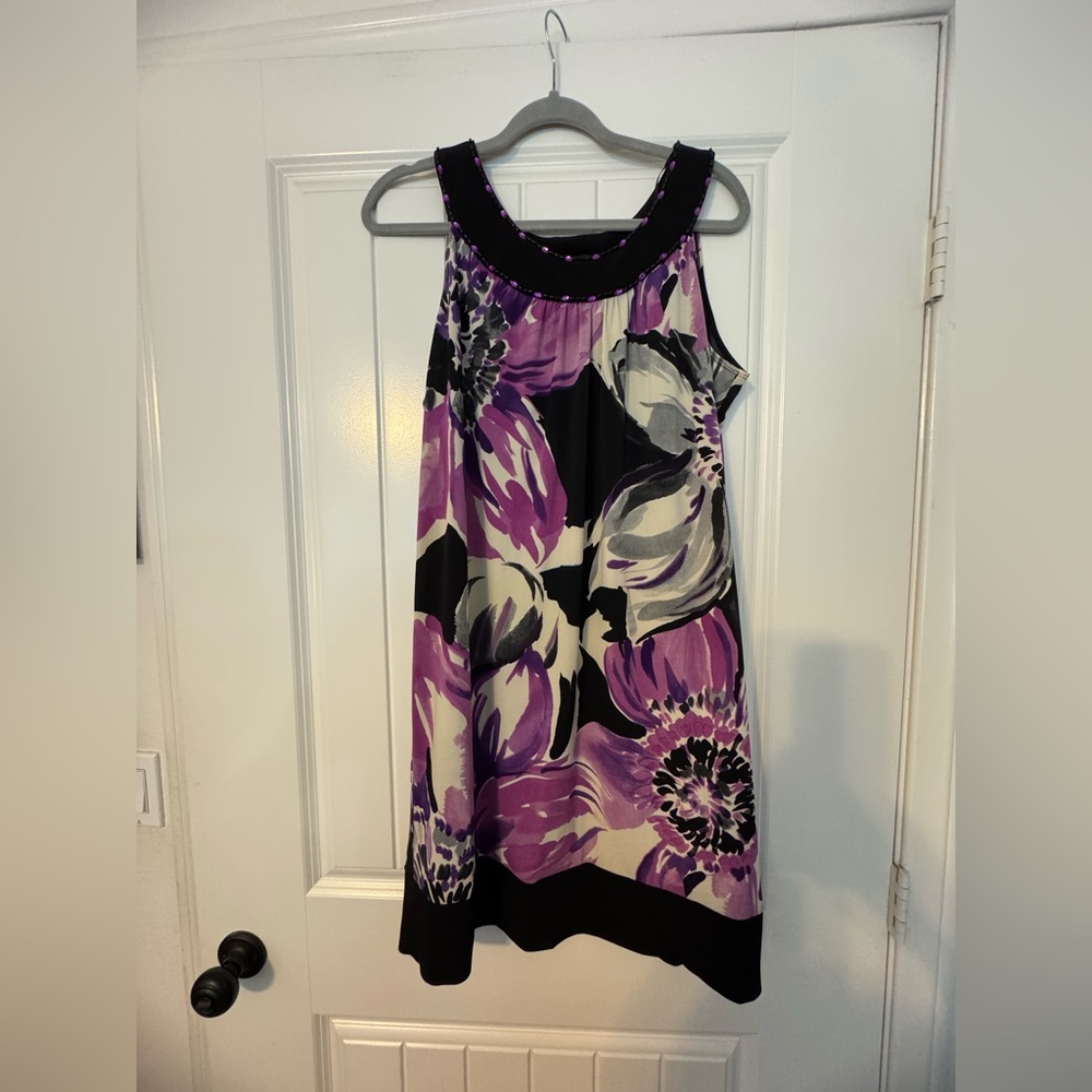 Floral Sleeveless Dress - Purple and Black